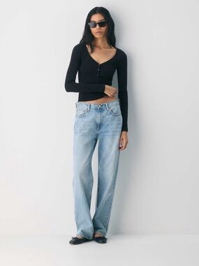 Aritzia HomeStretch Rib Acoustic Henley Long Sleeve Shirt Size Medium Black